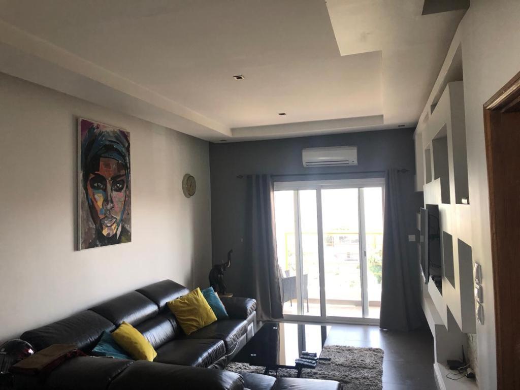 Le First Concept Apartment Dakar Exterior foto