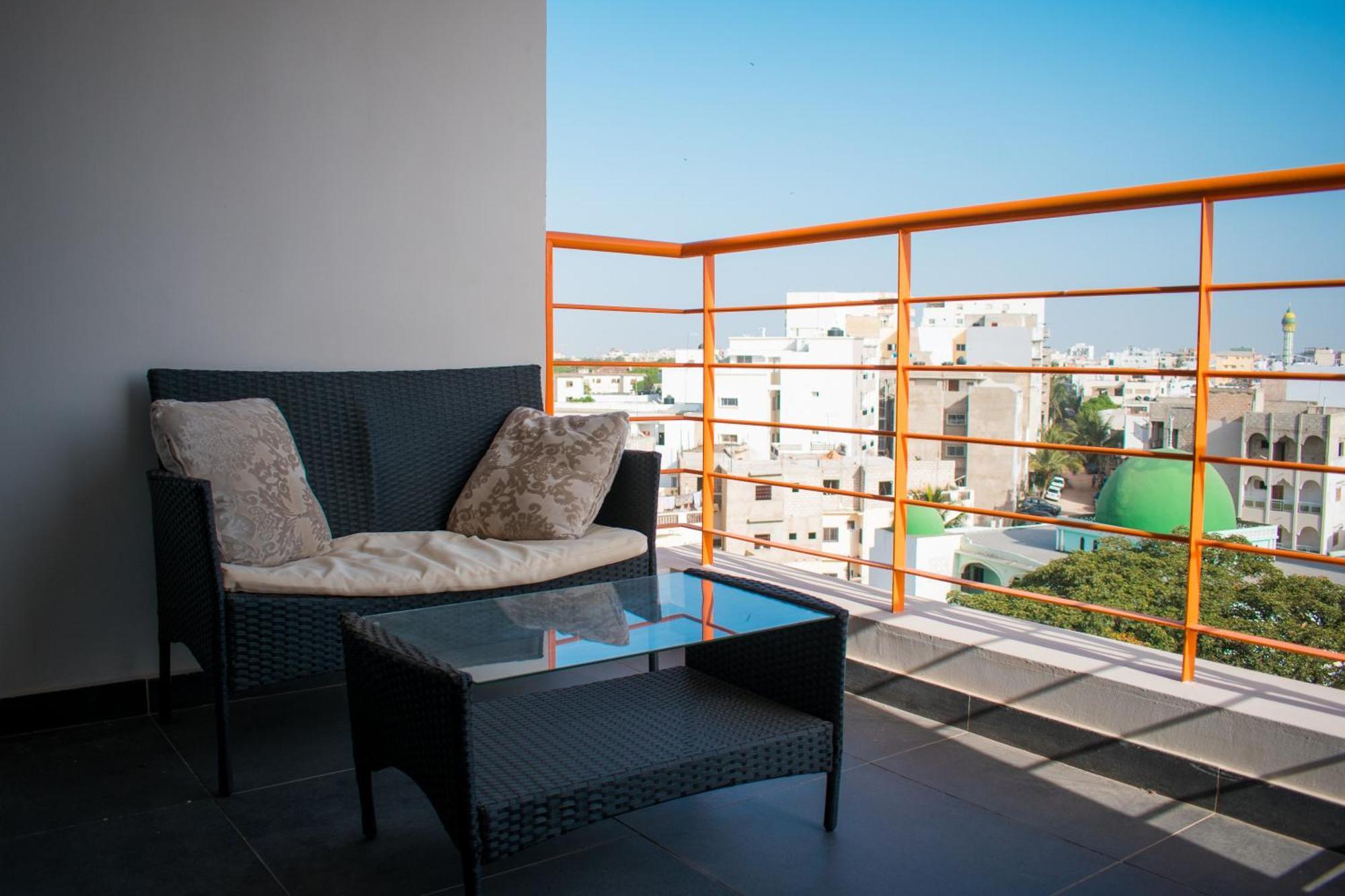 Le First Concept Apartment Dakar Exterior foto