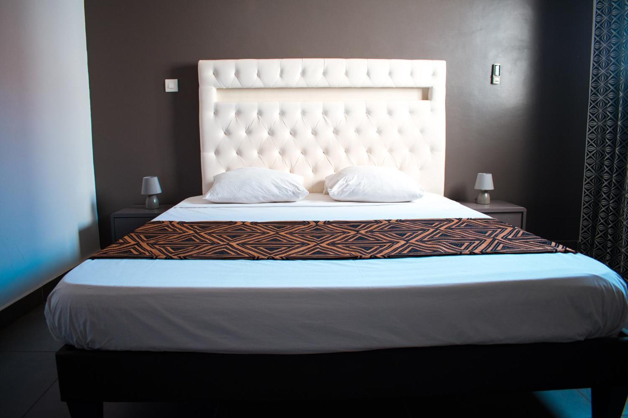 Le First Concept Apartment Dakar Exterior foto